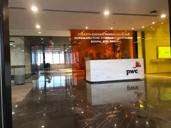 Vương quốc Anh đối mặt áp lực lạm phát 